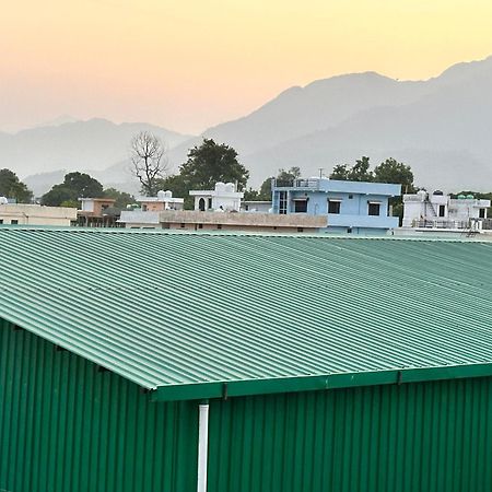 Yoga Retreat At The Ganges In Rishikeshヴィラ エクステリア 写真