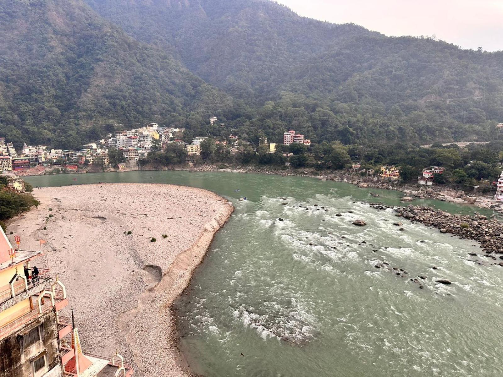 Yoga Retreat At The Ganges In Rishikeshヴィラ エクステリア 写真
